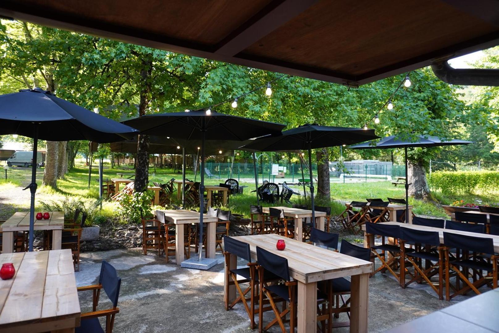 Camping Pittoresque Saint-Parthem 外观 照片